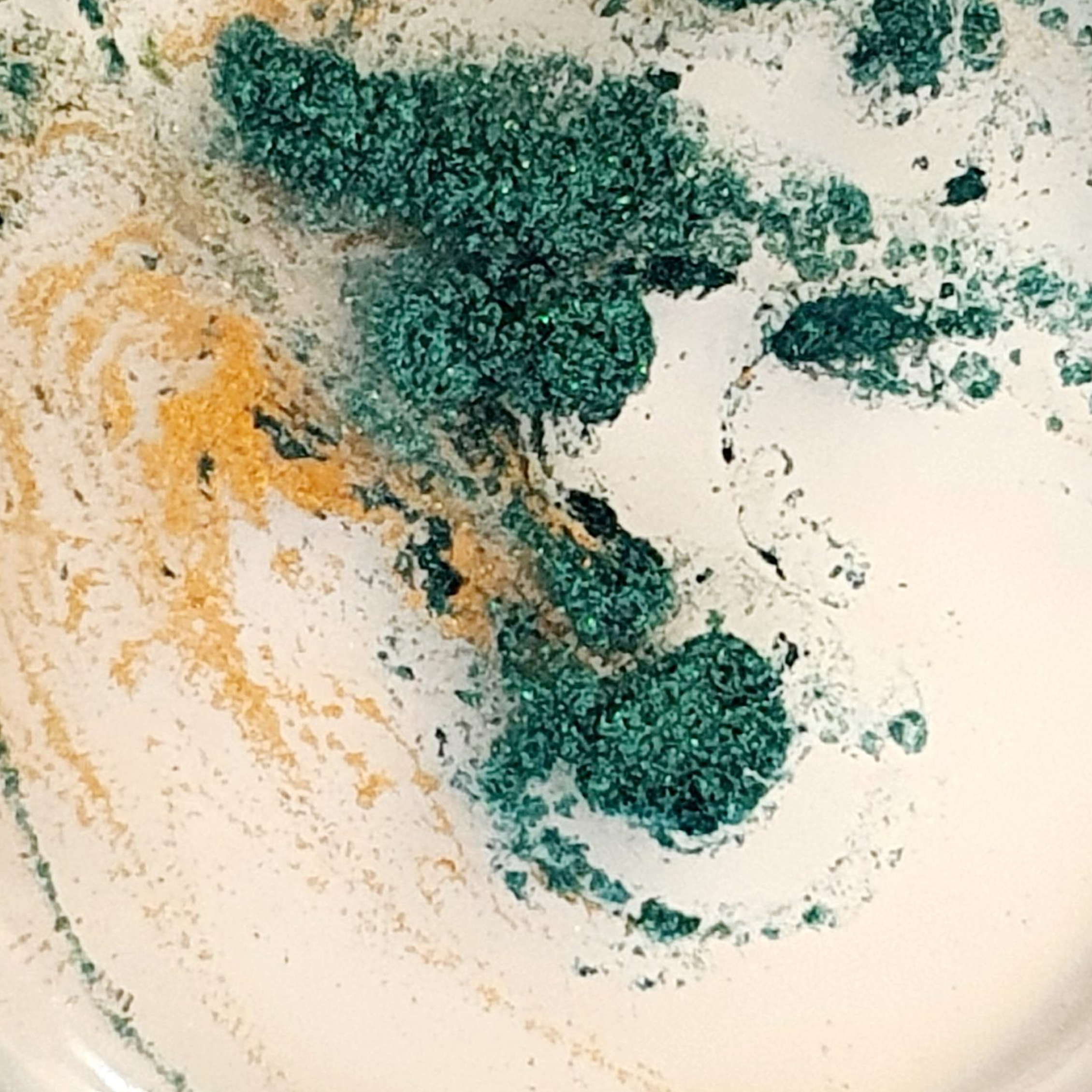 Label LN. Galerie d'art en occitanie à St-Quentin-La-Poterie