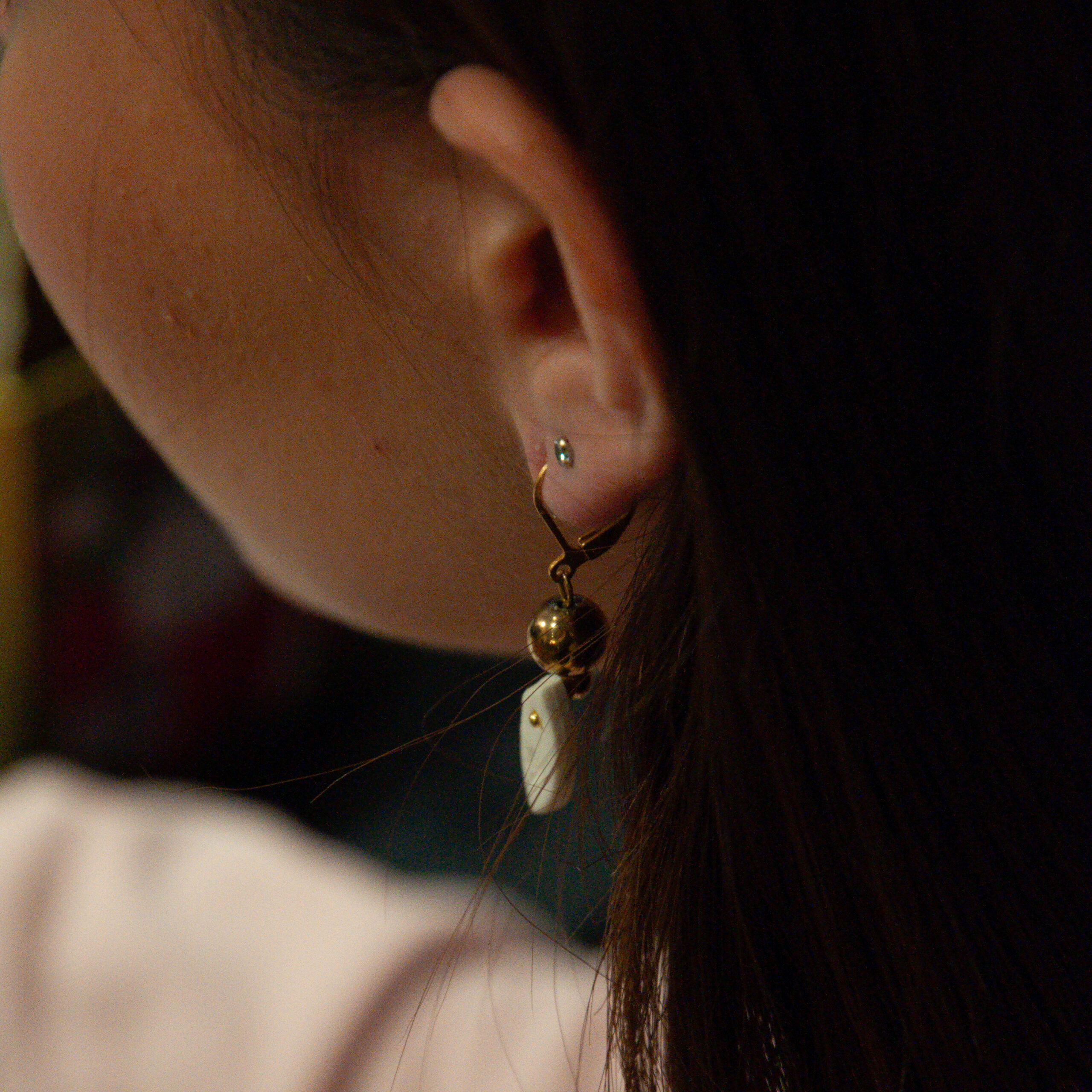 Boucles d&rsquo;oreilles p&rsquo;tite feuille céramique