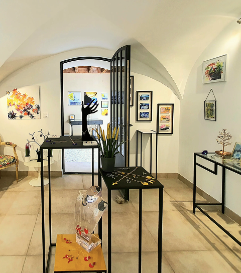 Galerie Label LN. à St-Quentin-La-Poterie en Occitanie.
Galerie indépendante
Que faire cette semaine dans le gard
Sortir en famille
Galerie d'art